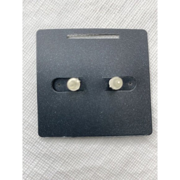 Bijou Brigitte Button Earrings Smiley Face 925 Silver Peirced Earring - Picture 2 of 2